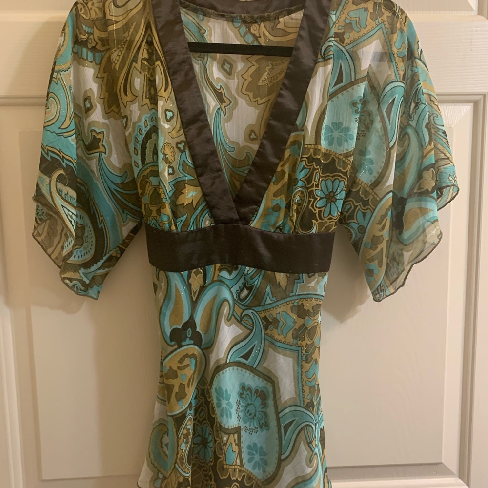 Shear kimono style top with brown satin trim